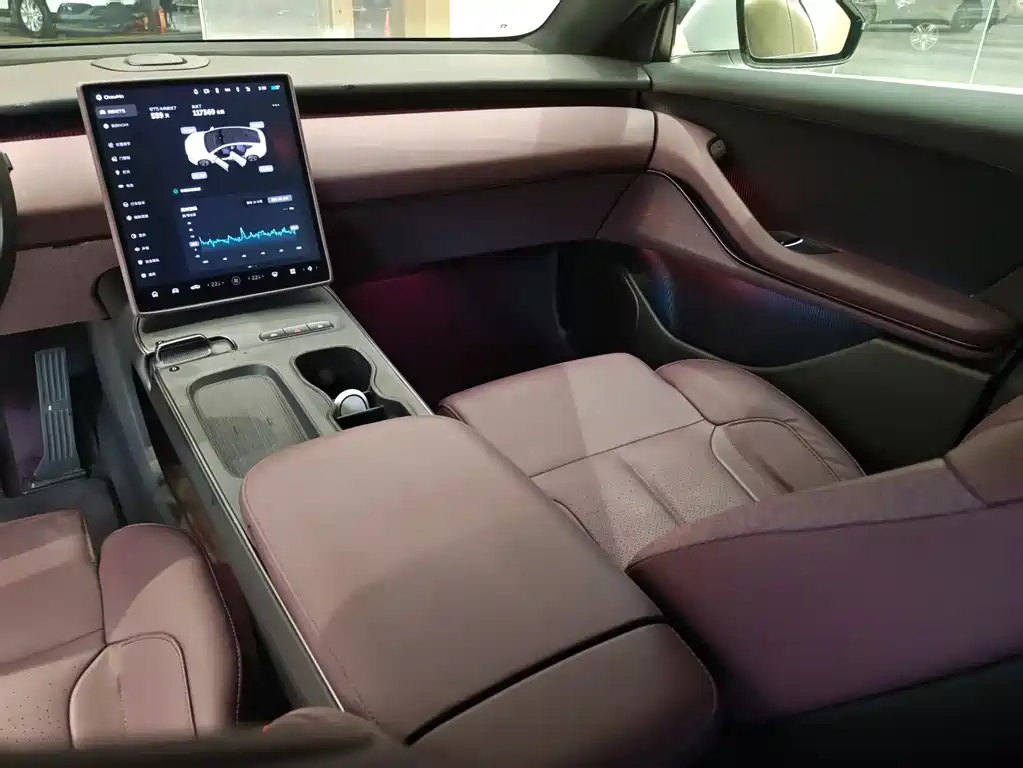 NIO NIO ET5 2022 75kWh 2022 - thumbnail 16