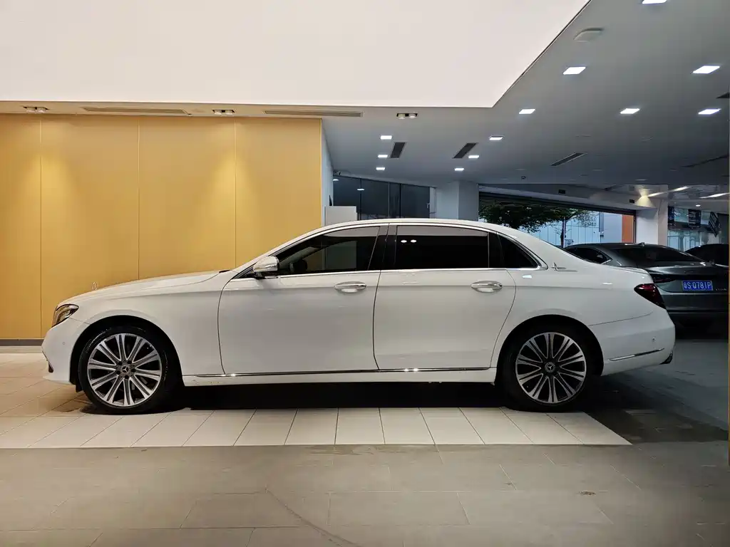 Mercedes-Benz Mercedes-Benz E-Class 2016 E 300 L Fashion Edition 2017 - thumbnail 6