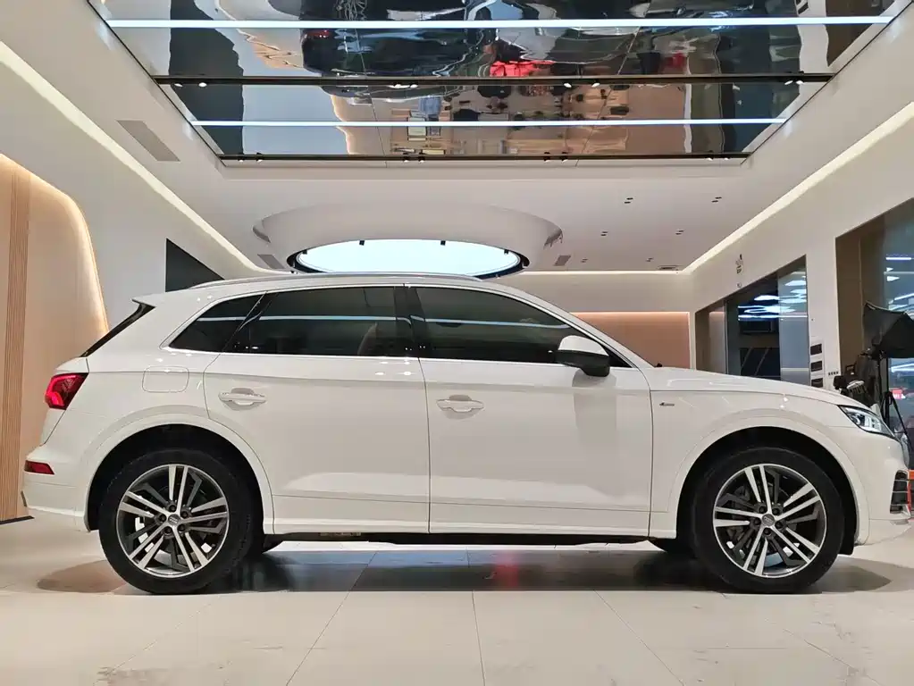 Audi Audi Q5L 2018 45 TFSI Premium Sport Model VI 2019 - thumbnail 4