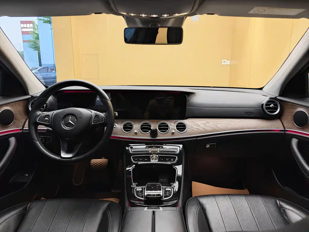 Mercedes-Benz Mercedes-Benz E-Class 2016 E 300 L Fashion Edition 2017 - thumbnail 20