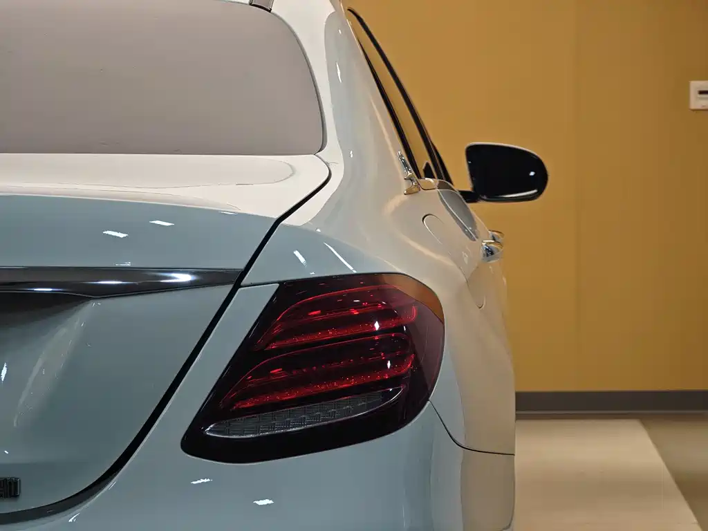 Mercedes-Benz Mercedes-Benz E-Class 2016 E 300 L Fashion Edition 2017 - thumbnail 28