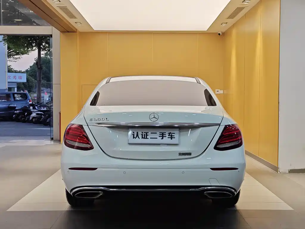 Mercedes-Benz Mercedes-Benz E-Class 2016 E 300 L Fashion Edition 2017 - thumbnail 30