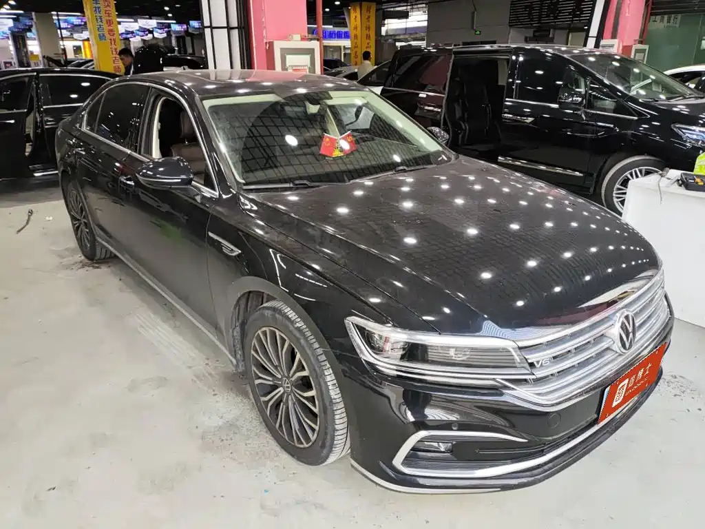 Volkswagen Volkswagen Phideon 2021 380TSI Luxury Edition 2021 - thumbnail 2