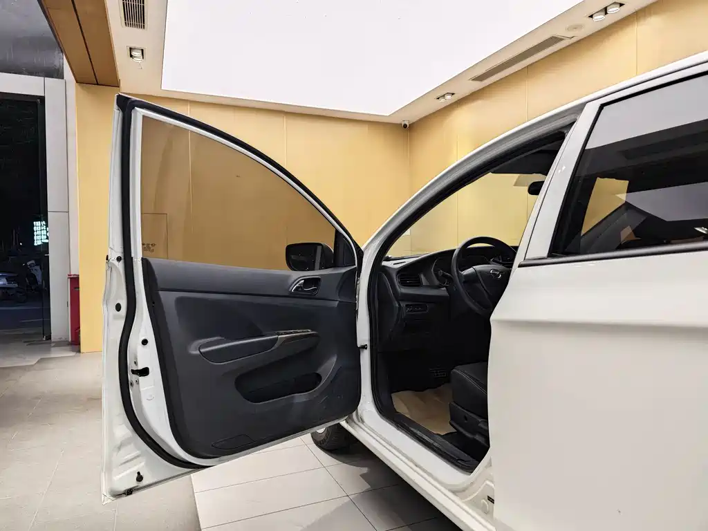 Haima Haima M3 2016 1.5L CVT Comfort Edition 2016 - thumbnail 7