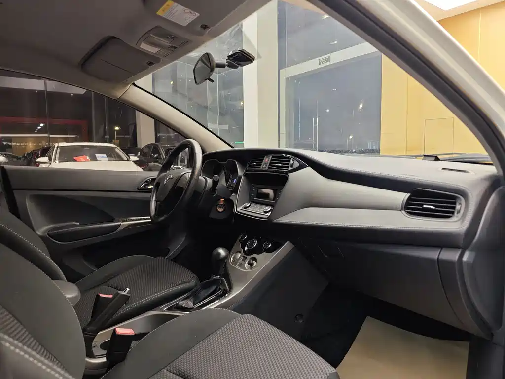 Haima Haima M3 2016 1.5L CVT Comfort Edition 2016 - thumbnail 30