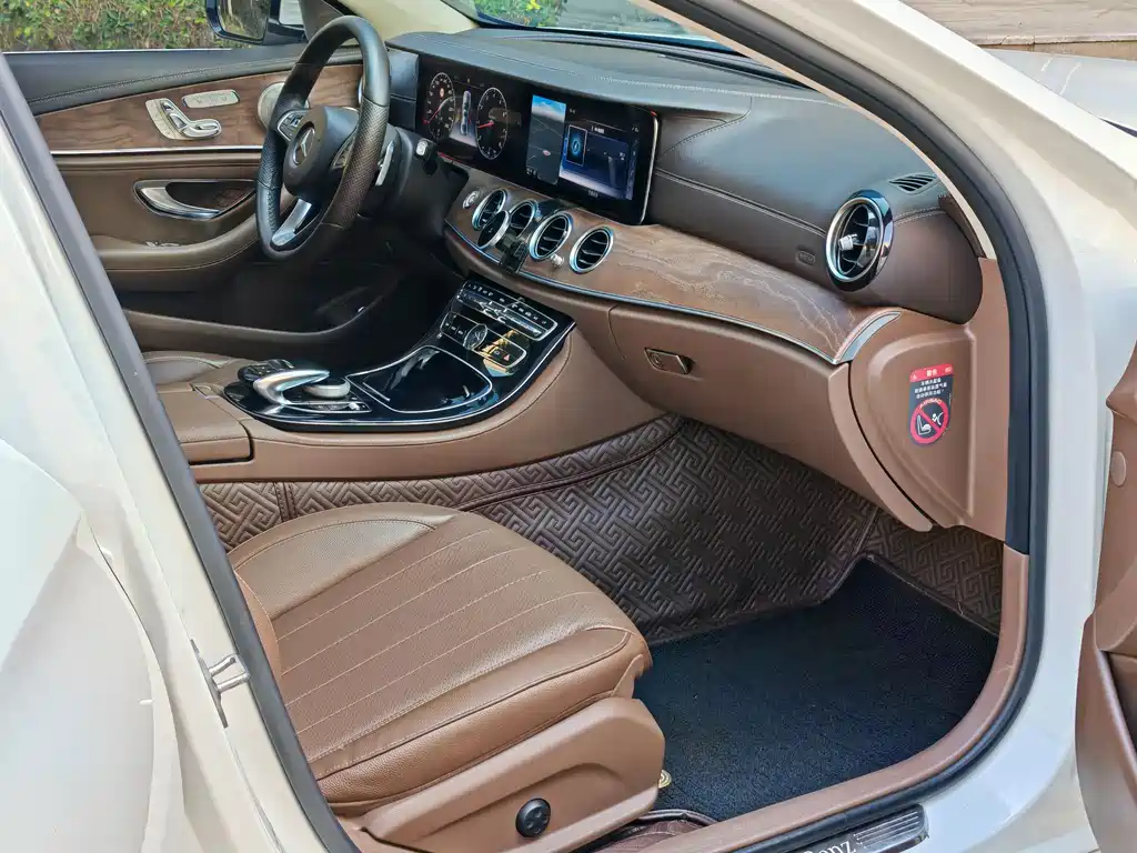 Mercedes-Benz Mercedes-Benz E-Class 2017 E 300 L Luxury Edition 2017 - thumbnail 14