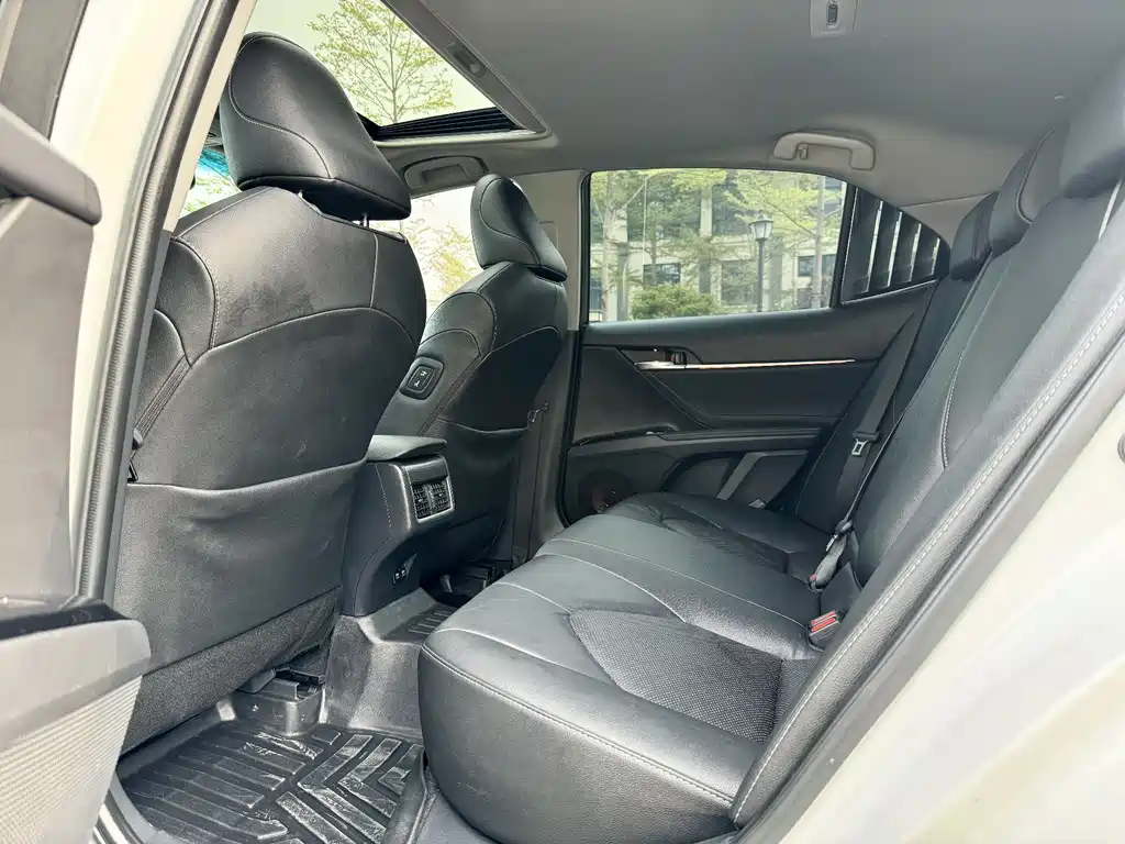 Toyota Toyota Camry 2021 2.5S Prestige Edition 2021 - thumbnail 10