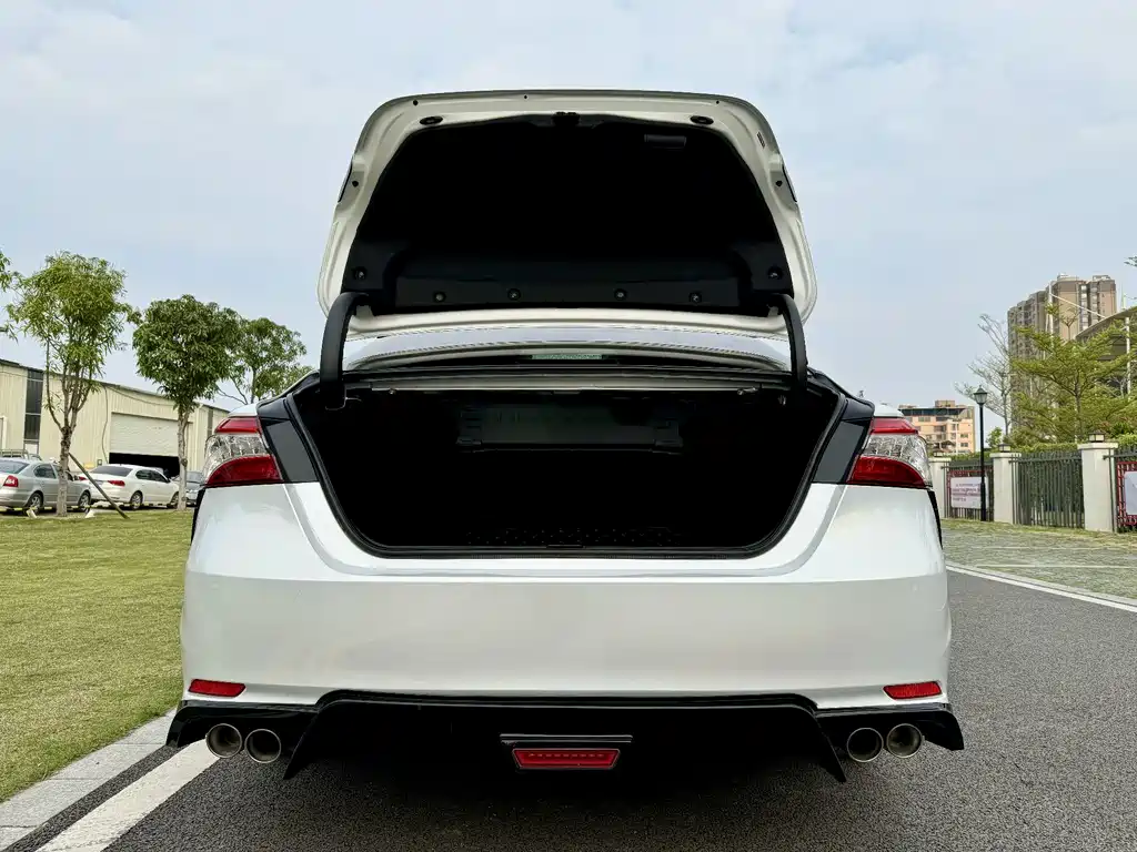 Toyota Toyota Camry 2021 2.5S Prestige Edition 2021 - thumbnail 24