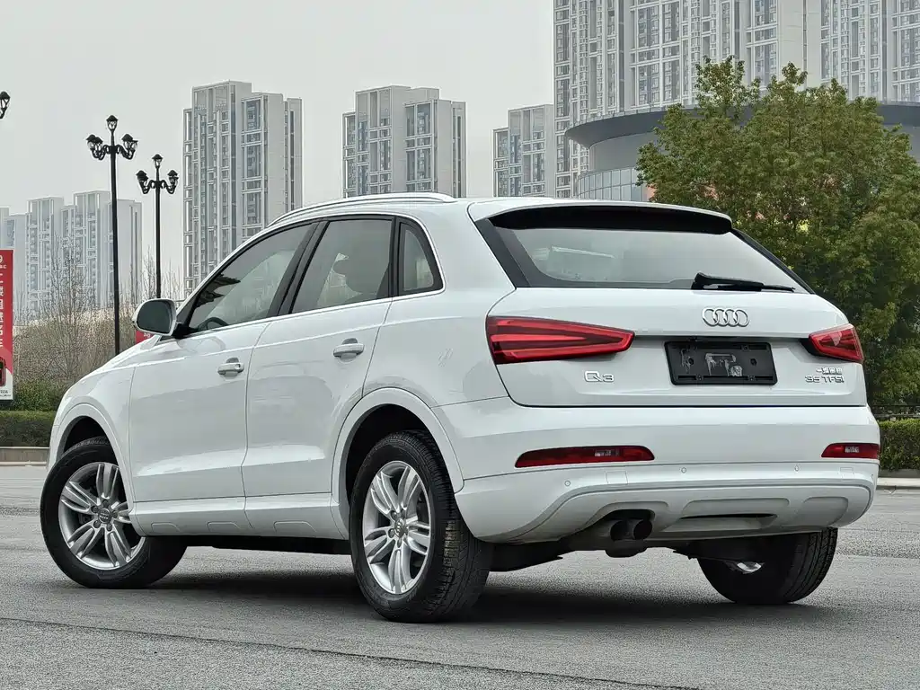 Audi Audi Q3 2015 35 TFSI quattro Comfort Line 2015 - thumbnail 3