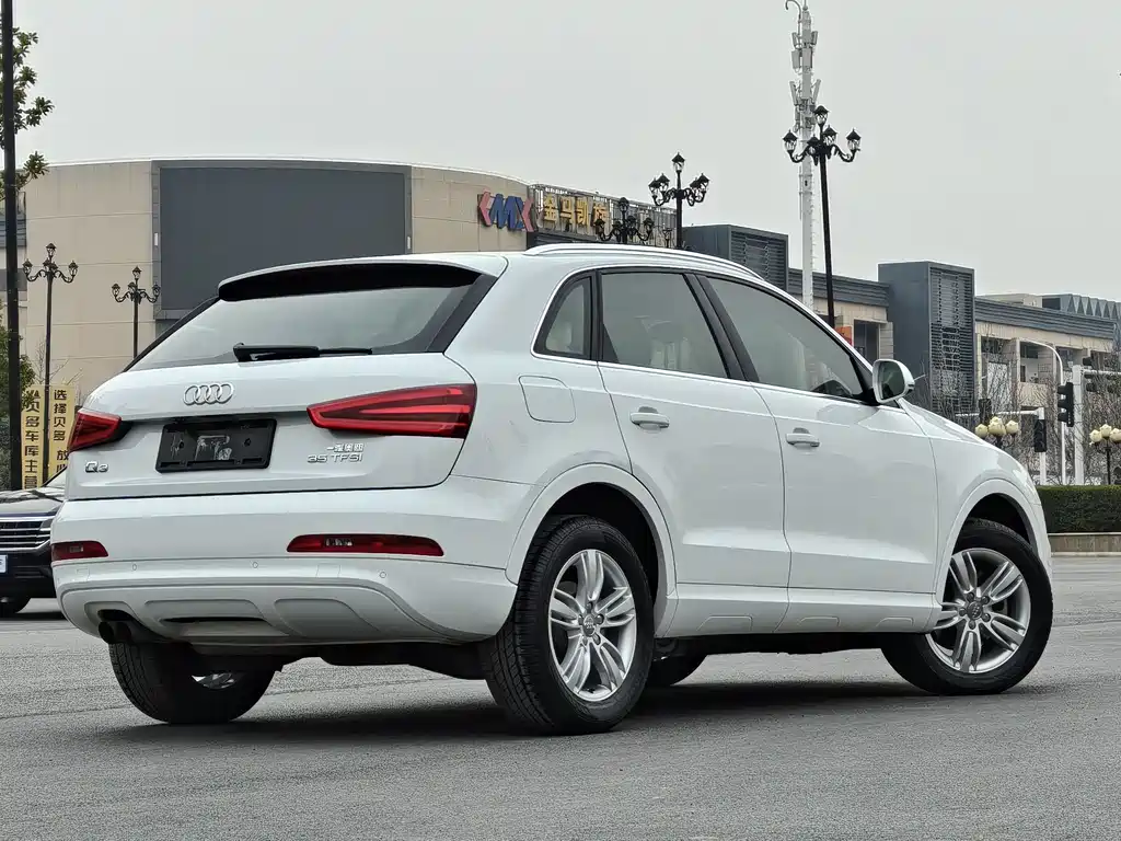 Audi Audi Q3 2015 35 TFSI quattro Comfort Line 2015 - thumbnail 5
