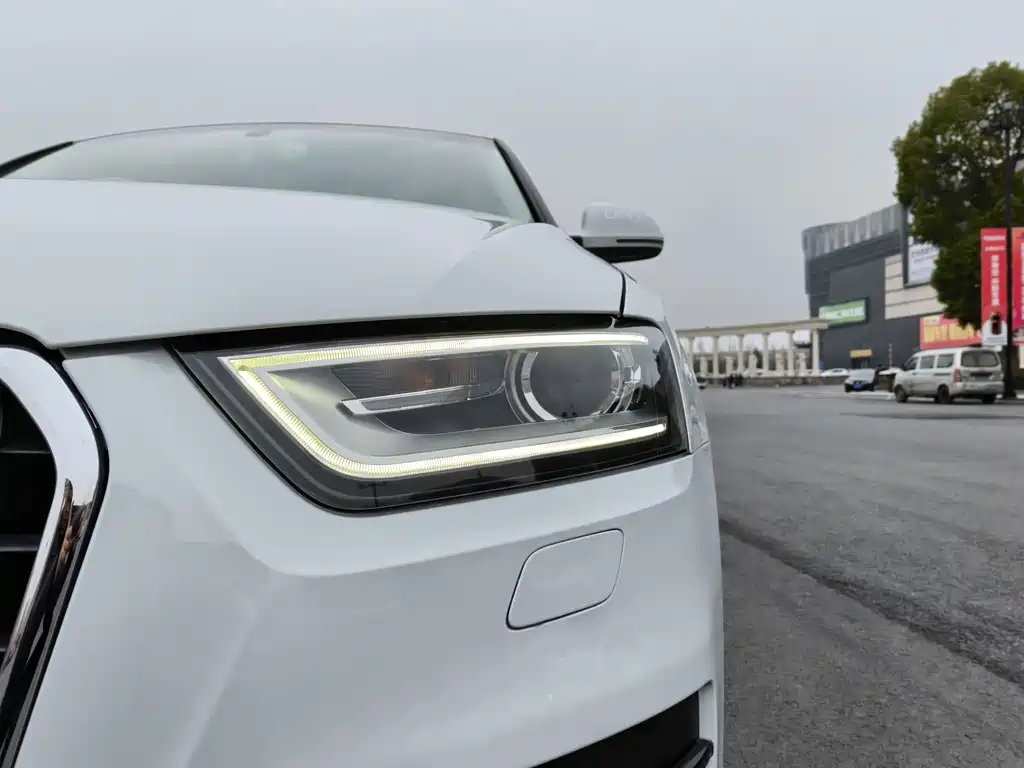 Audi Audi Q3 2015 35 TFSI quattro Comfort Line 2015 - thumbnail 11