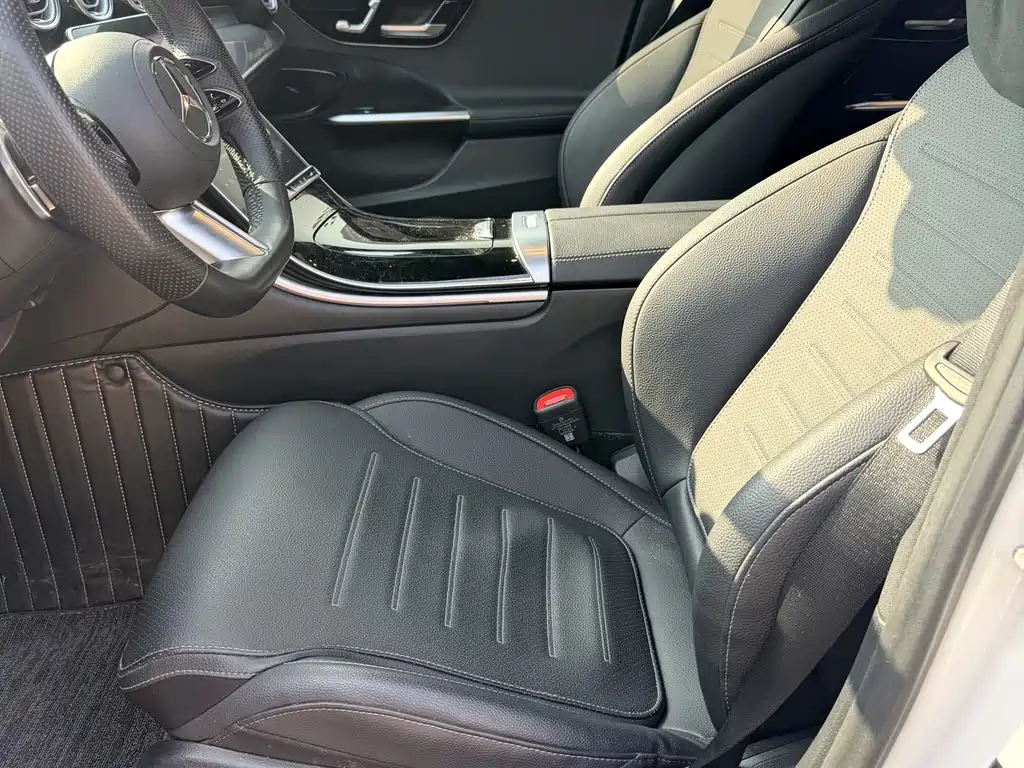 Mercedes-Benz Mercedes-Benz C-Class 2024 Model Year Facelift C 260 L Sport Edition 2024 - thumbnail 4