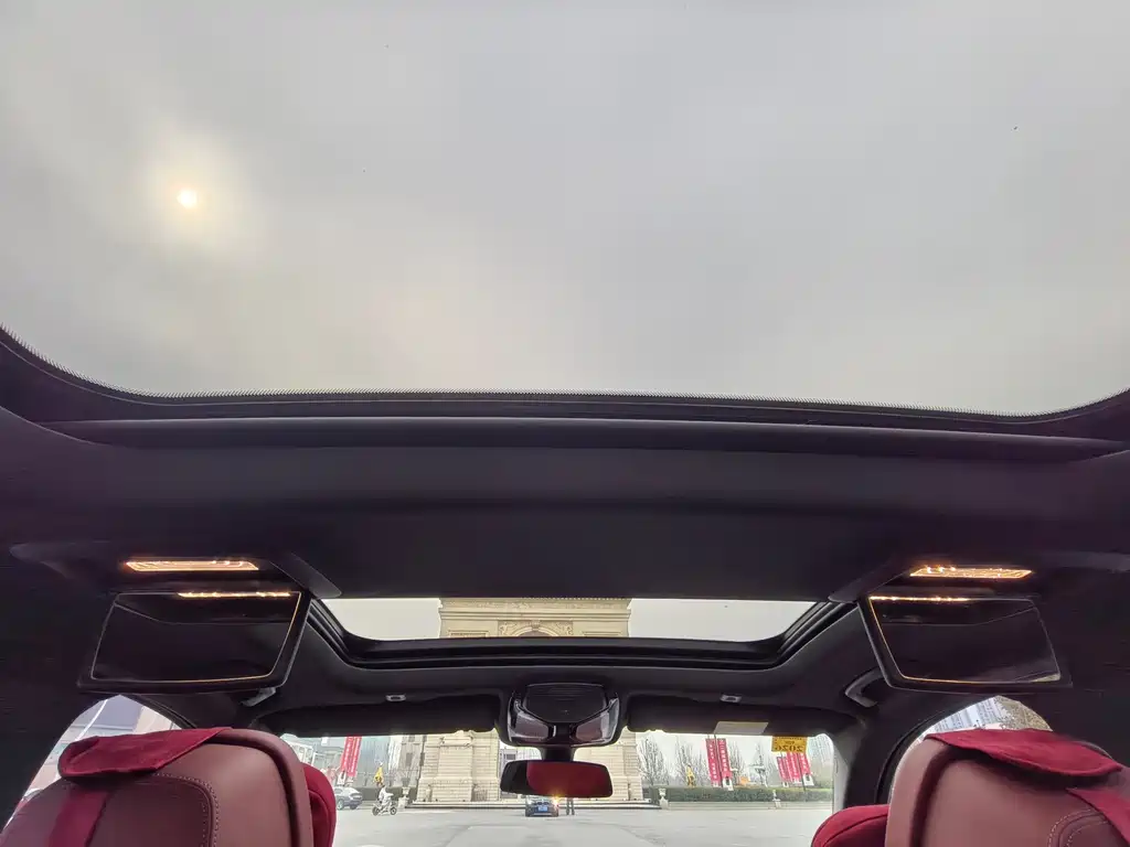 BMW BMW 5 Series New Energy 2022 Model Year Facelift 535Le Pioneer Edition M Sport Package 2022 - thumbnail 9