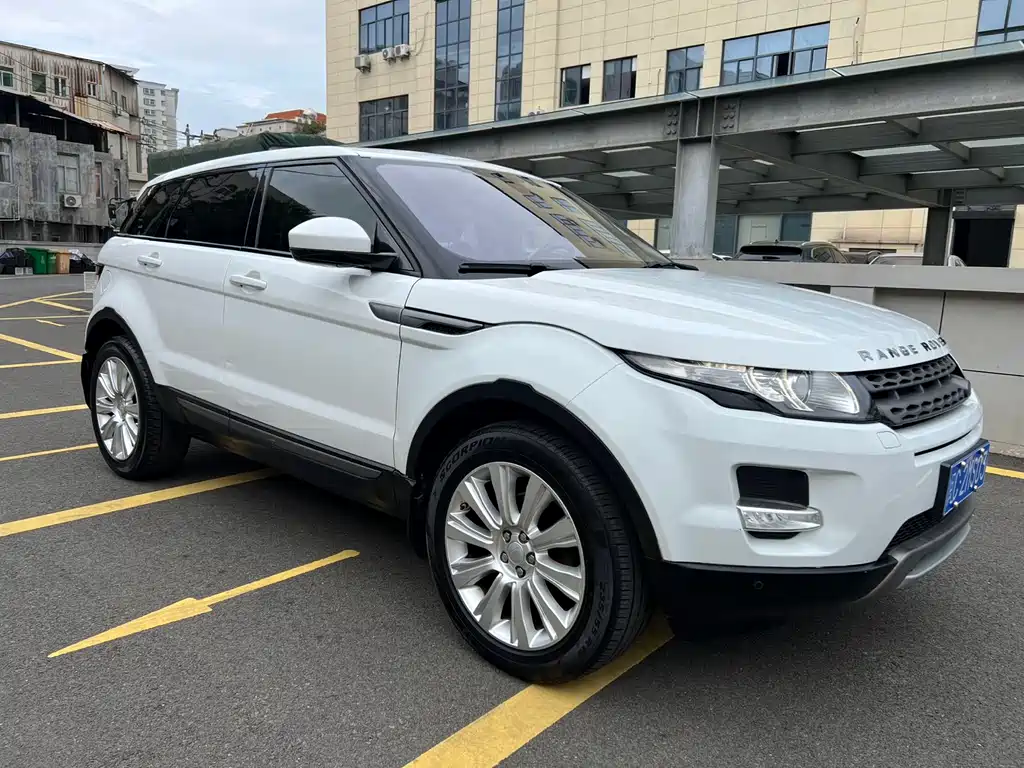 Land Rover Range Rover Evoque 2015 2.0T Five-Door Intelligent Edition 2015 - thumbnail 3