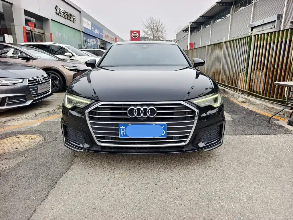 Audi Audi A6L 2019 40 TFSI Luxury Dynamic Model 2020 - thumbnail 2