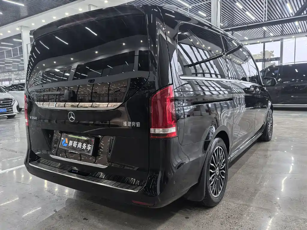 Mercedes-Benz Mercedes-Benz V-Class 2018 V 260 Exclusive Edition Euro VI 2020 - thumbnail 11