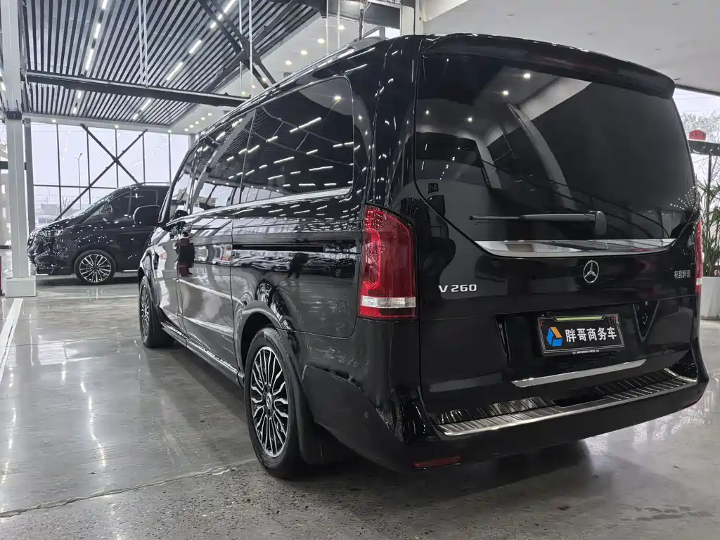 Mercedes-Benz Mercedes-Benz V-Class 2018 V 260 Exclusive Edition Euro VI 2020 - thumbnail 13