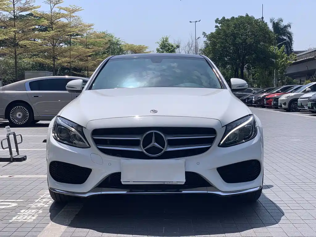 Mercedes-Benz Mercedes-Benz C-Class 2017 Model Year Facelift C 200 L Sport Edition 2017 - thumbnail 2
