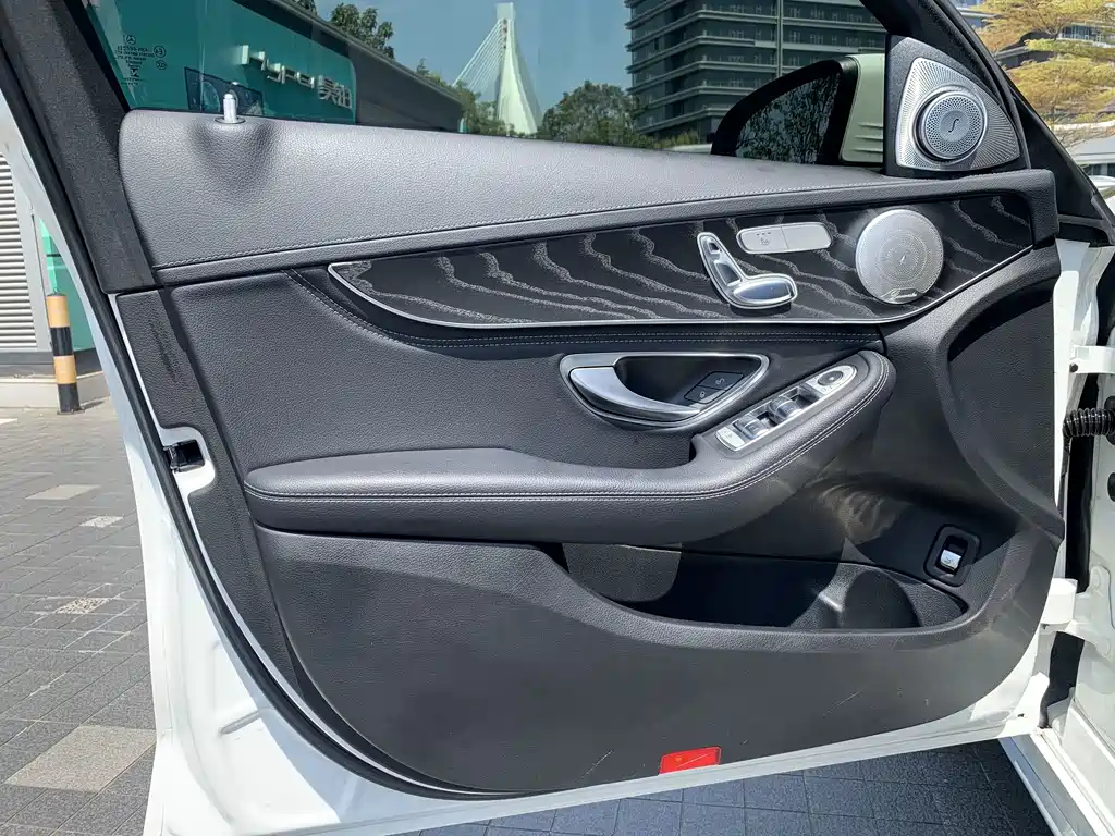 Mercedes-Benz Mercedes-Benz C-Class 2017 Model Year Facelift C 200 L Sport Edition 2017 - thumbnail 16