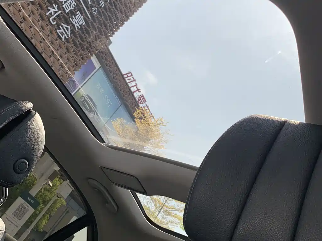 Mercedes-Benz Mercedes-Benz C-Class 2017 Model Year Facelift C 200 L Sport Edition 2017 - thumbnail 17