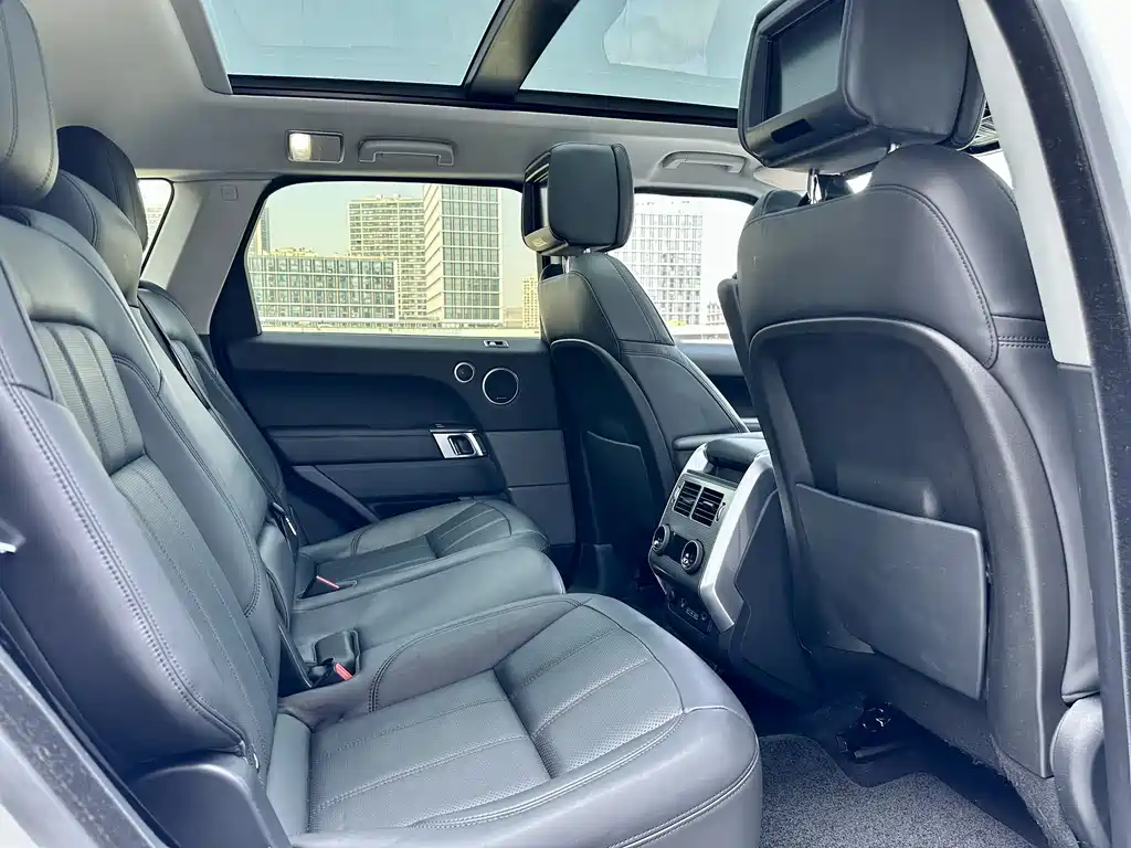 Land Rover Range Rover Sport 2018 3.0 SC V6 HSE DYNAMIC 2018 - thumbnail 9