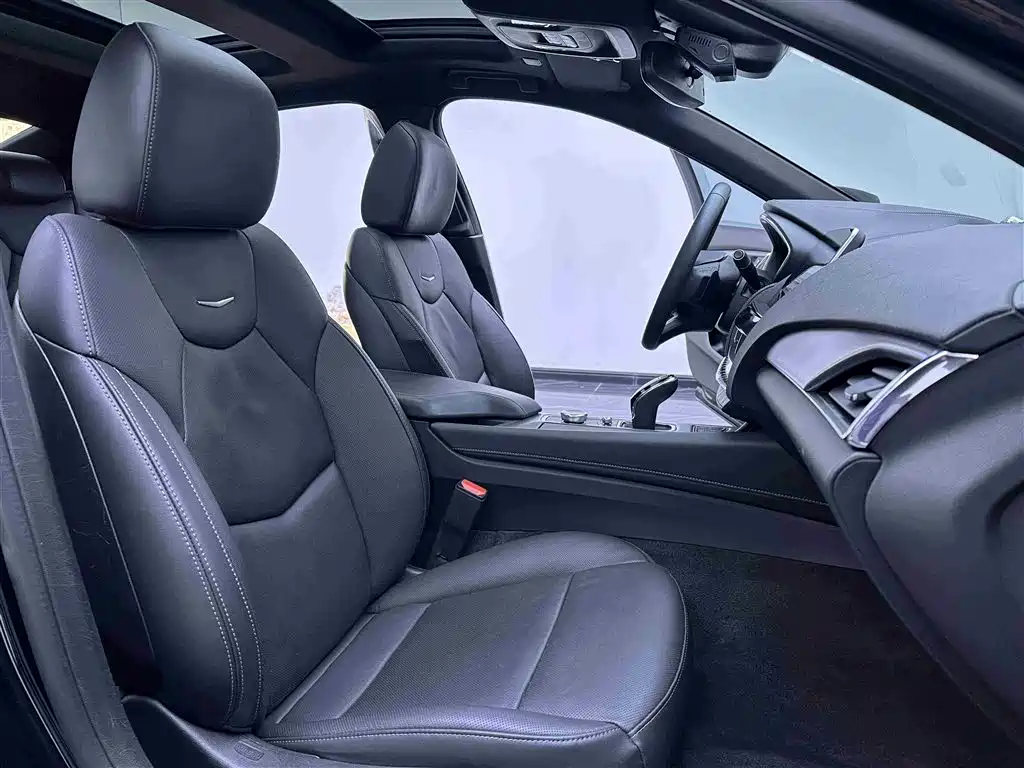 Cadillac Cadillac CT5 2022 28T Luxury (Standard) 2022 - thumbnail 8