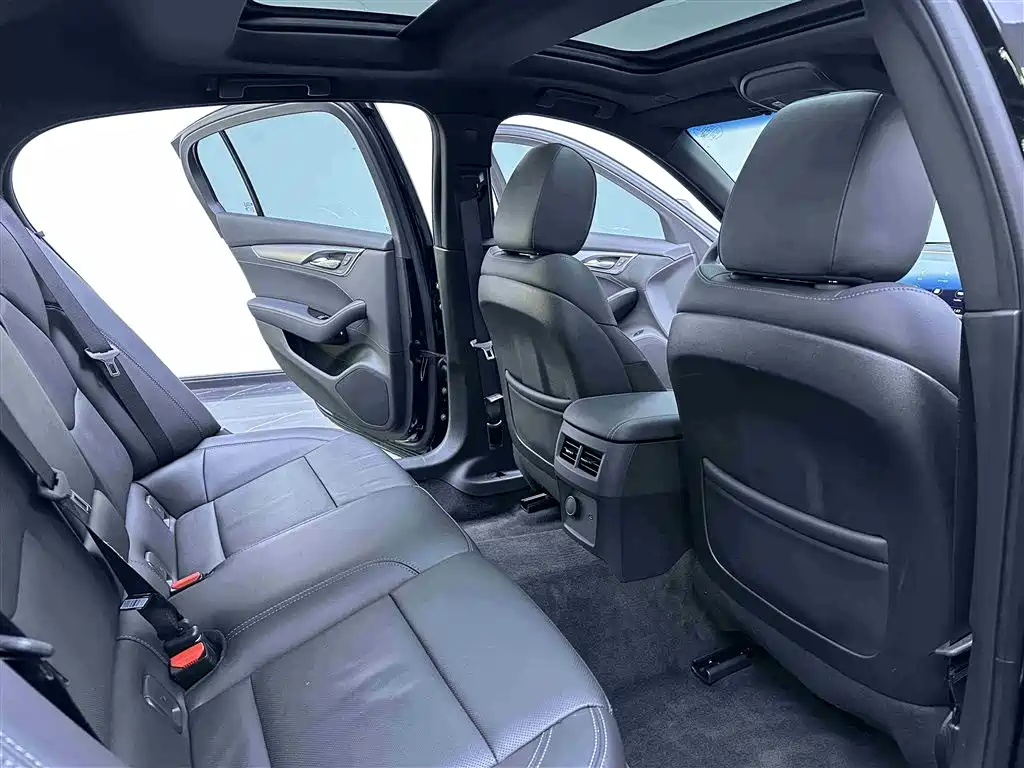 Cadillac Cadillac CT5 2022 28T Luxury (Standard) 2022 - thumbnail 9