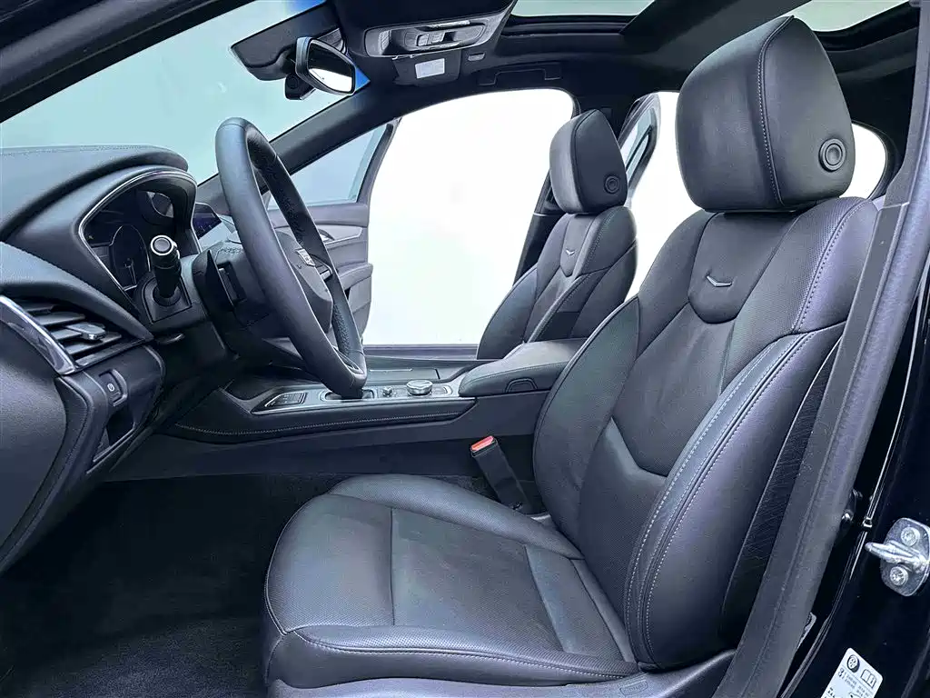 Cadillac Cadillac CT5 2022 28T Luxury (Standard) 2022 - thumbnail 11