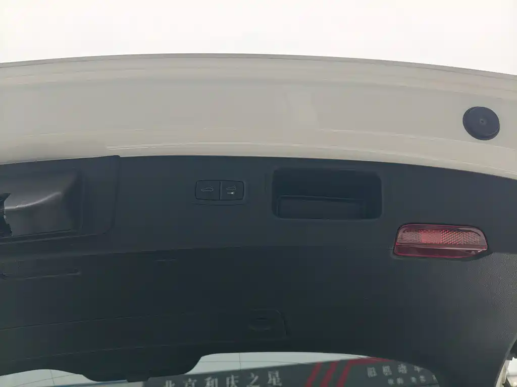 Porsche Porsche Macan 2021 Macan 2.0T 2021 - thumbnail 23