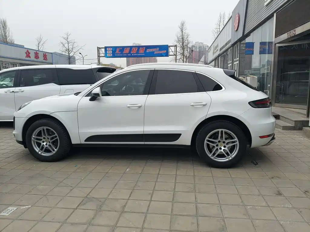 Porsche Porsche Macan 2021 Macan 2.0T 2021 - thumbnail 24