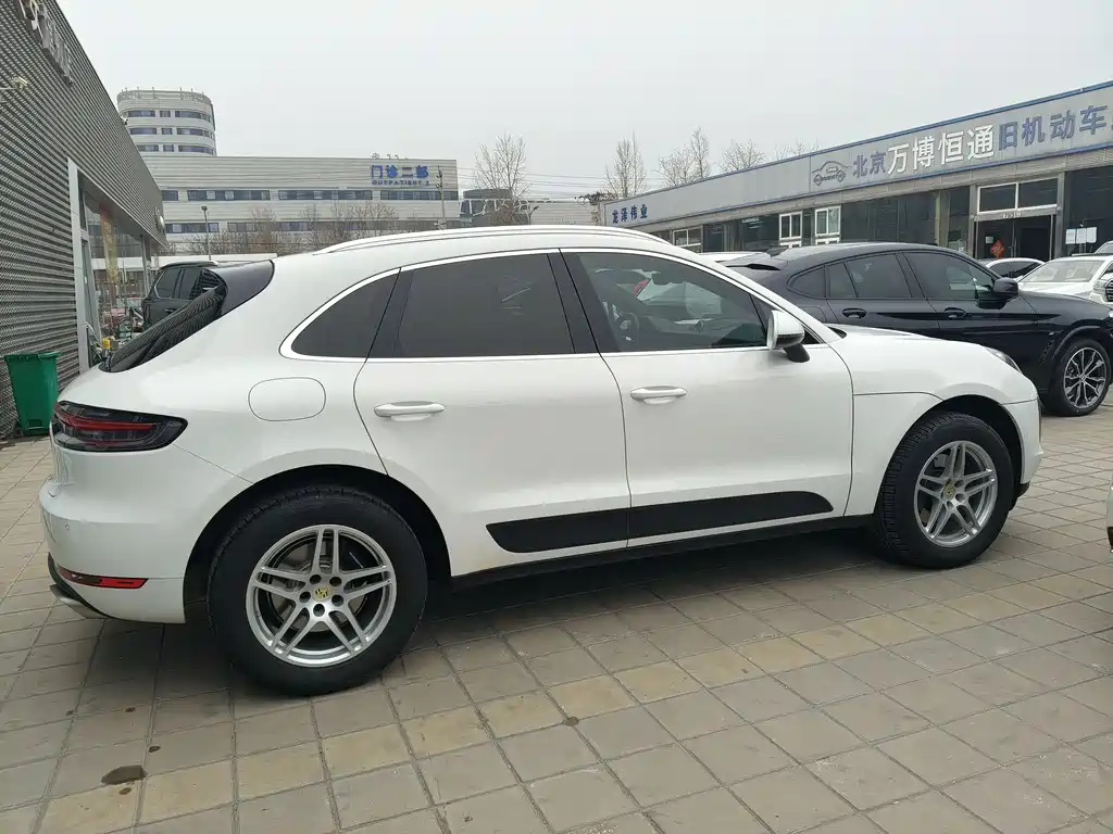 Porsche Porsche Macan 2021 Macan 2.0T 2021 - thumbnail 25