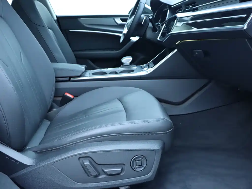 Audi Audi A7 2021 40 TFSI Premium 2021 - thumbnail 8
