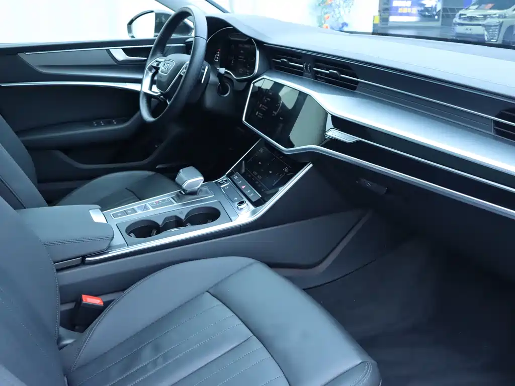 Audi Audi A7 2021 40 TFSI Premium 2021 - thumbnail 9
