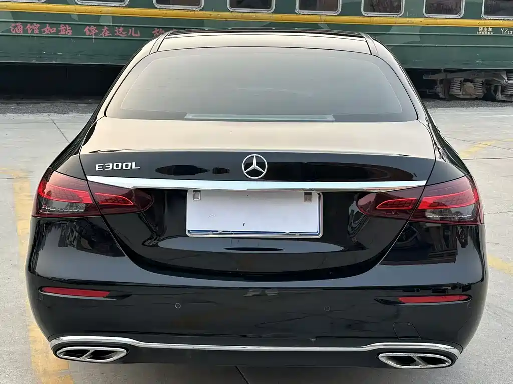 Mercedes-Benz Mercedes-Benz E-Class 2022 Model Year Facelift E 300 L Luxury Edition 2022 - thumbnail 6