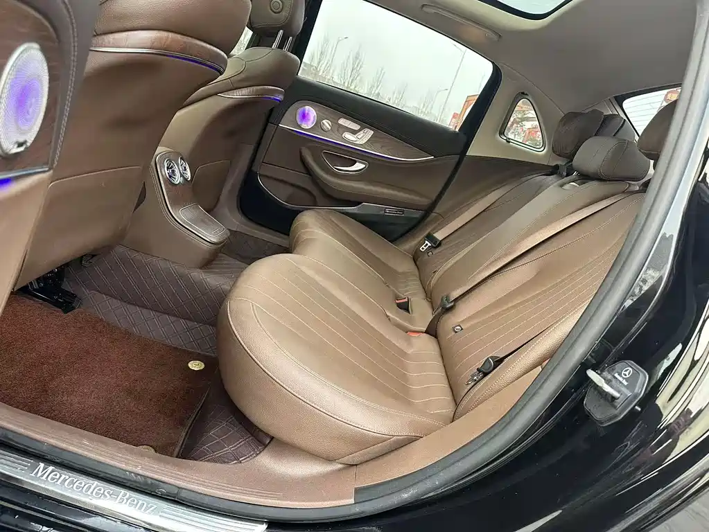 Mercedes-Benz Mercedes-Benz E-Class 2022 Model Year Facelift E 300 L Luxury Edition 2022 - thumbnail 10