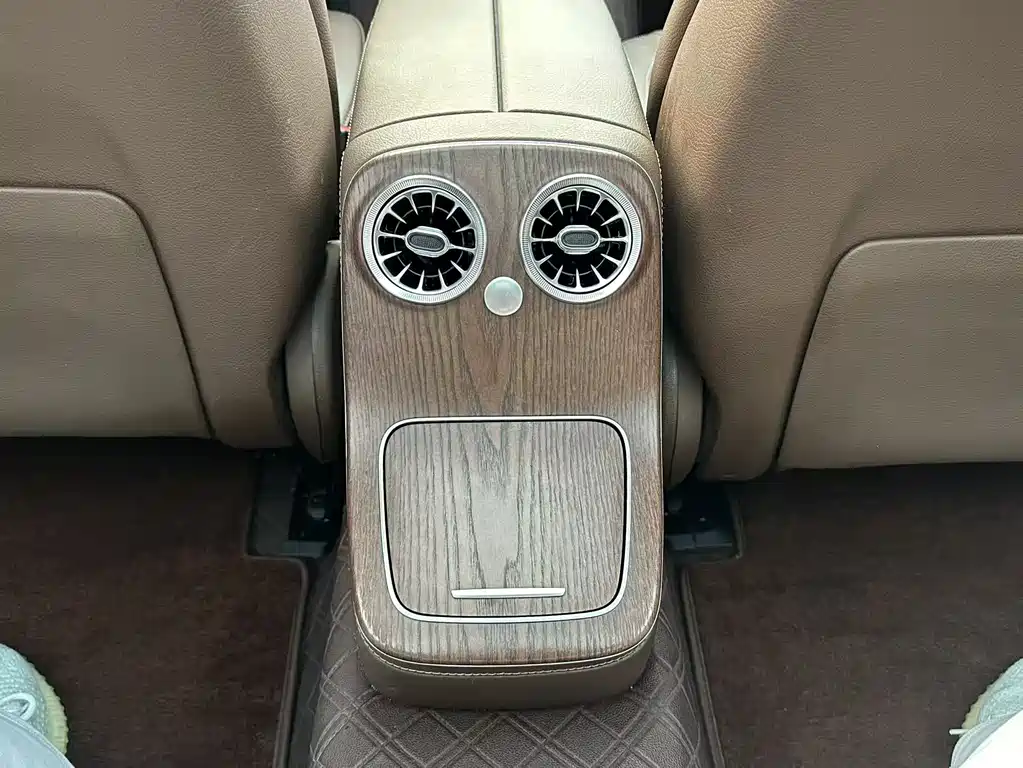 Mercedes-Benz Mercedes-Benz E-Class 2022 Model Year Facelift E 300 L Luxury Edition 2022 - thumbnail 16