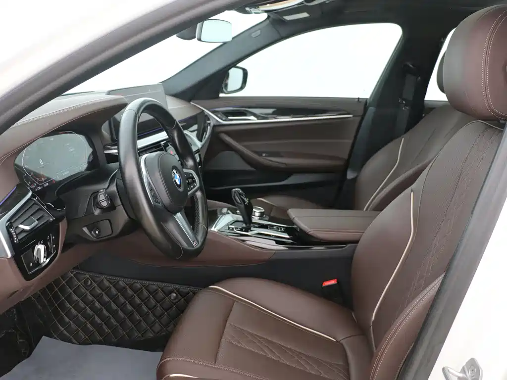 BMW BMW 5 Series 2022 525Li M Sport Package 2022 - thumbnail 4