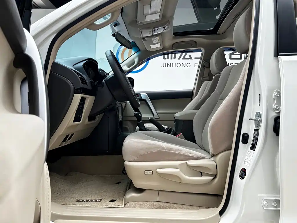 Toyota Toyota Land Cruiser Prado (Imported) 2023 Model 4.0L Middle East Version 2024 - thumbnail 5