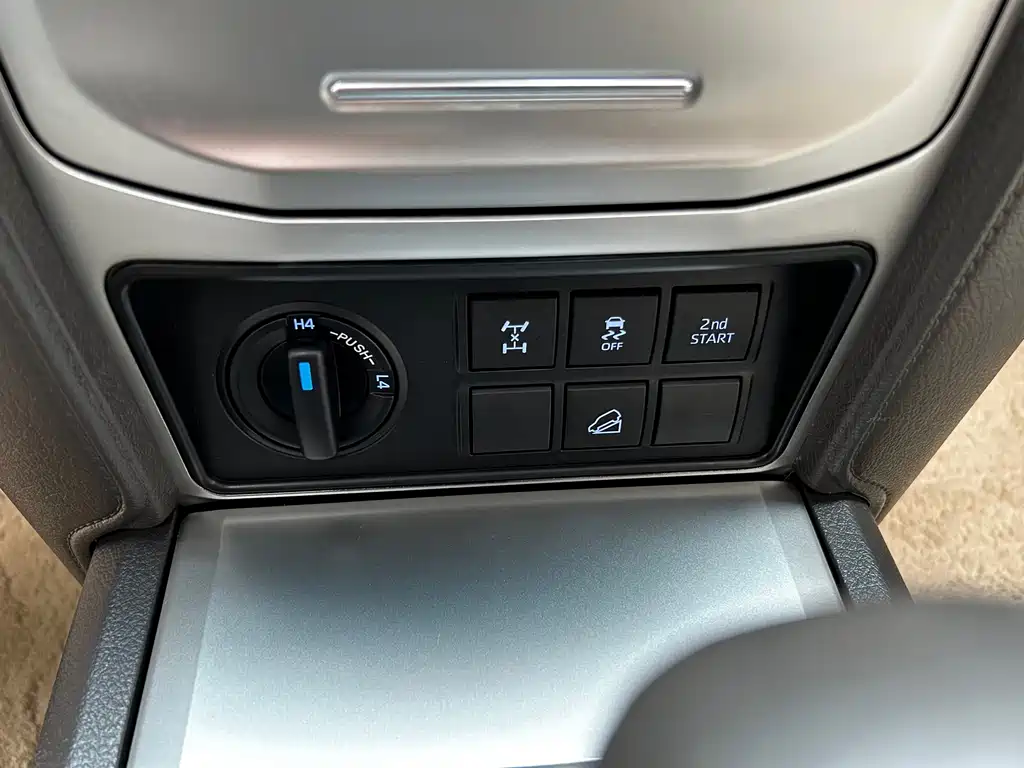 Toyota Toyota Land Cruiser Prado (Imported) 2023 Model 4.0L Middle East Version 2024 - thumbnail 12