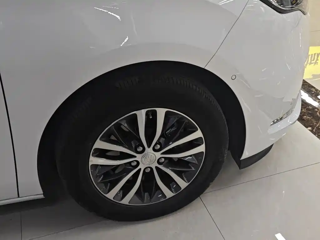 Buick Buick GL8 2022 ES Landmark 653T Premium Edition 2022 - thumbnail 7