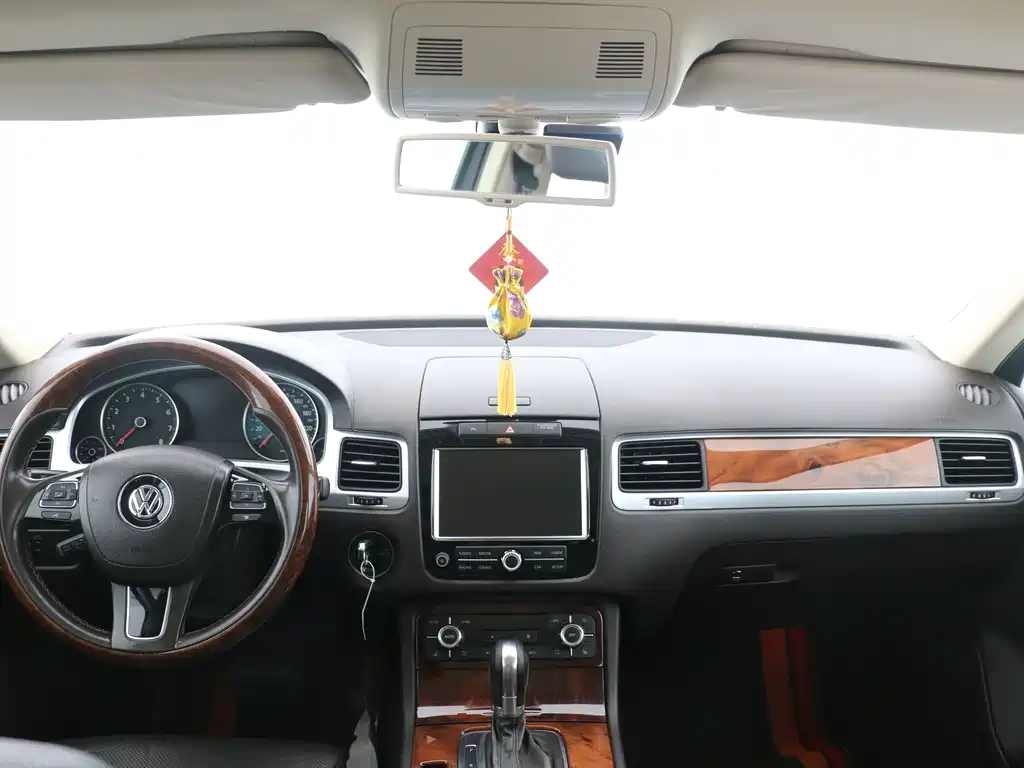 Volkswagen Volkswagen Touareg 2011 3.0 TSI Comfort Line 2012 - thumbnail 9