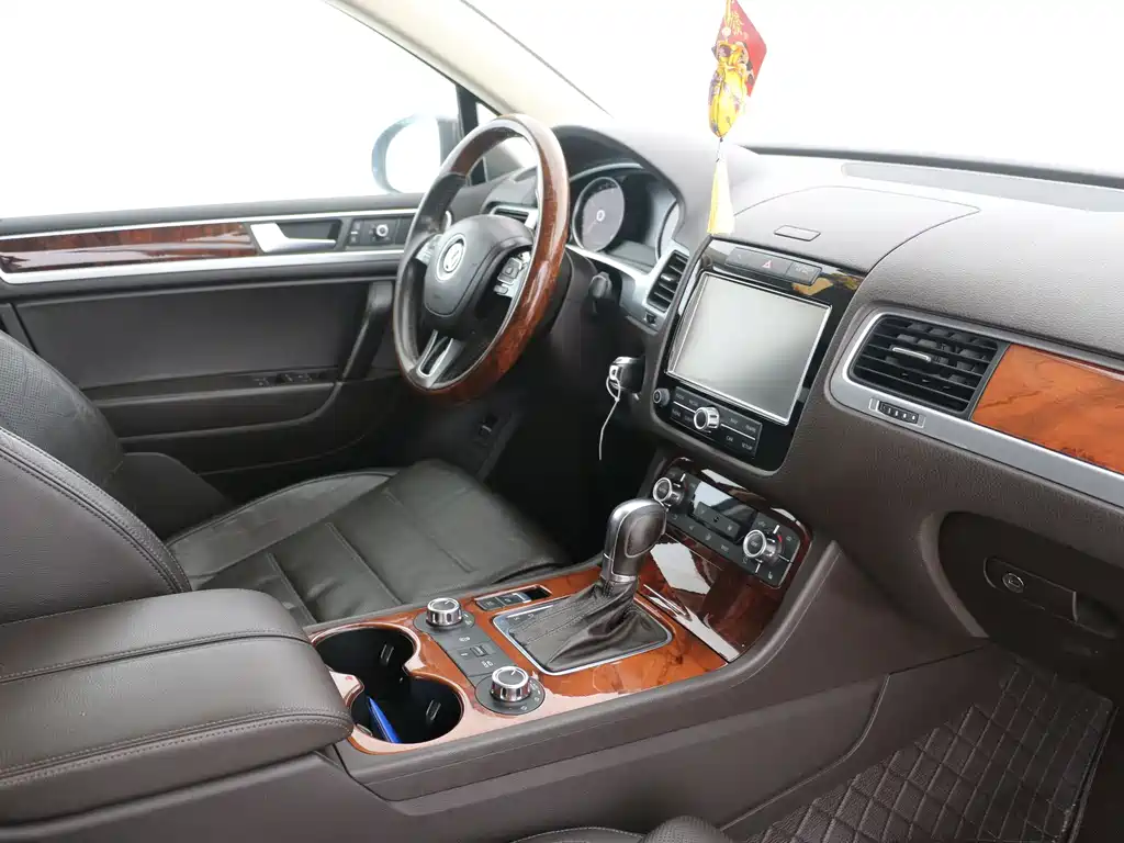 Volkswagen Volkswagen Touareg 2011 3.0 TSI Comfort Line 2012 - thumbnail 12