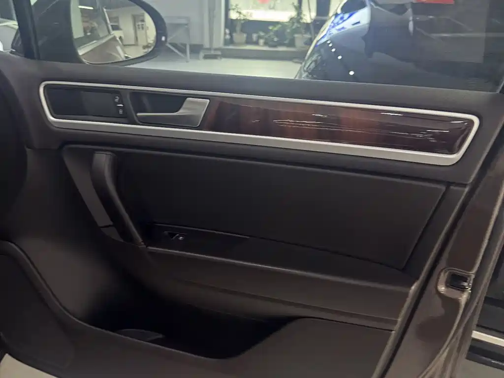 Volkswagen Volkswagen Touareg 2011 3.0 TSI Comfort Line 2012 - thumbnail 17