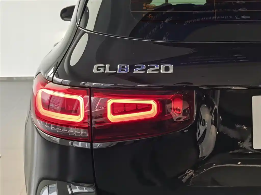 Mercedes-Benz Mercedes-Benz GLB 2023 GLB 220 Style 2022 - thumbnail 13