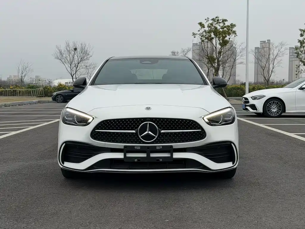 Mercedes-Benz Mercedes-Benz C-Class 2024 C 260 L Night Sport Edition 2024 - thumbnail 2