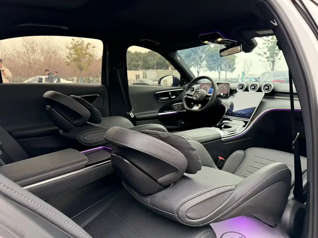 Mercedes-Benz Mercedes-Benz C-Class 2024 C 260 L Night Sport Edition 2024 - thumbnail 5