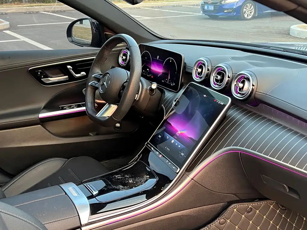 Mercedes-Benz Mercedes-Benz C-Class 2024 Facelift C 260 L Night Sport Edition 2024 - thumbnail 5