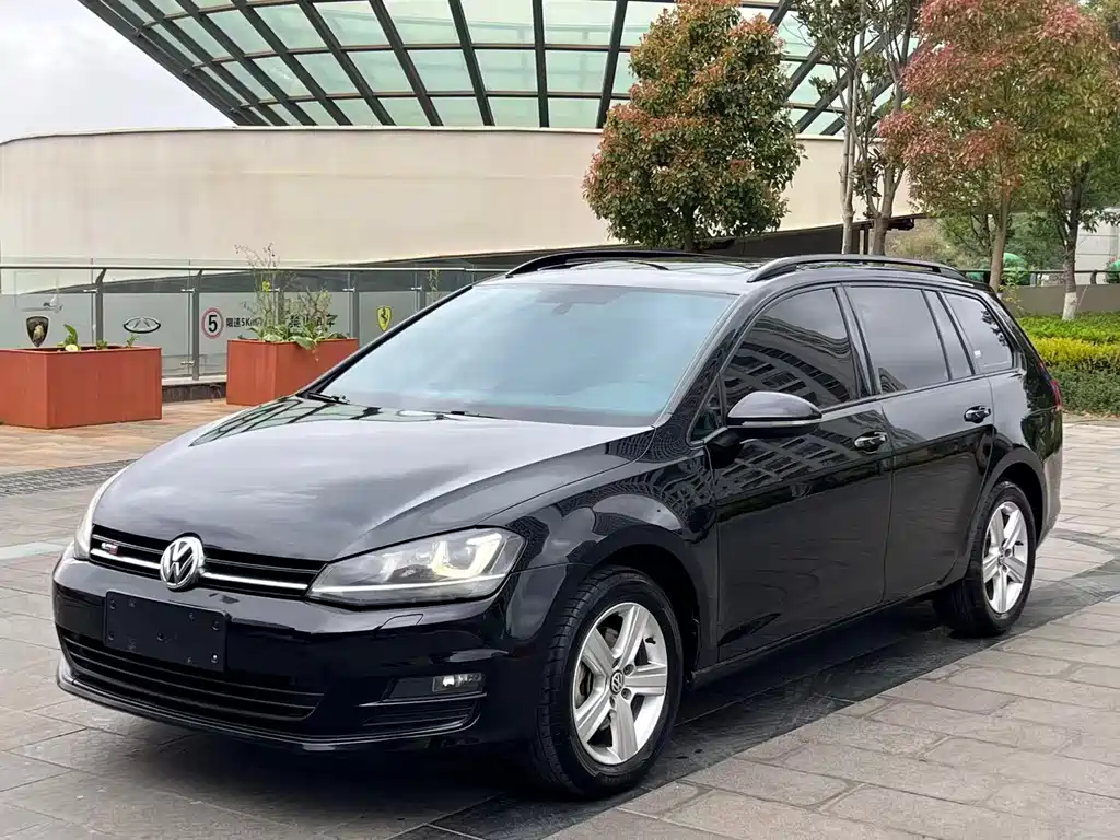 Volkswagen Volkswagen Golf Import 2014 1.4 TSI Luxury Travel Edition 2015
