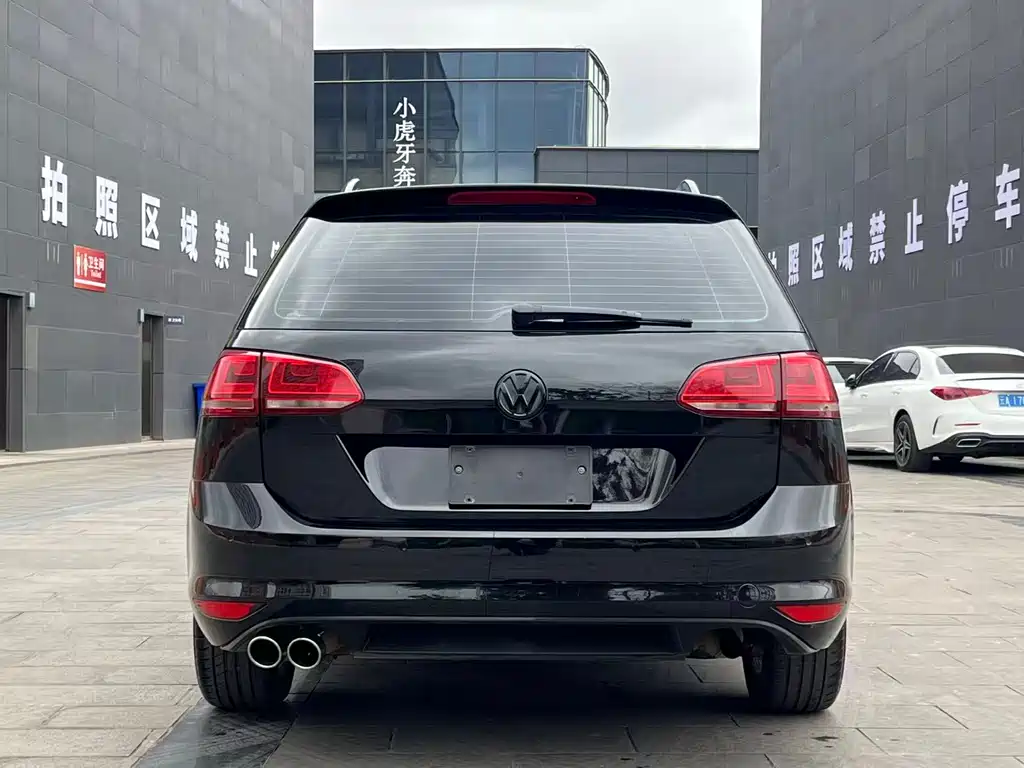 Volkswagen Volkswagen Golf Import 2014 1.4 TSI Luxury Travel Edition 2015 - thumbnail 5