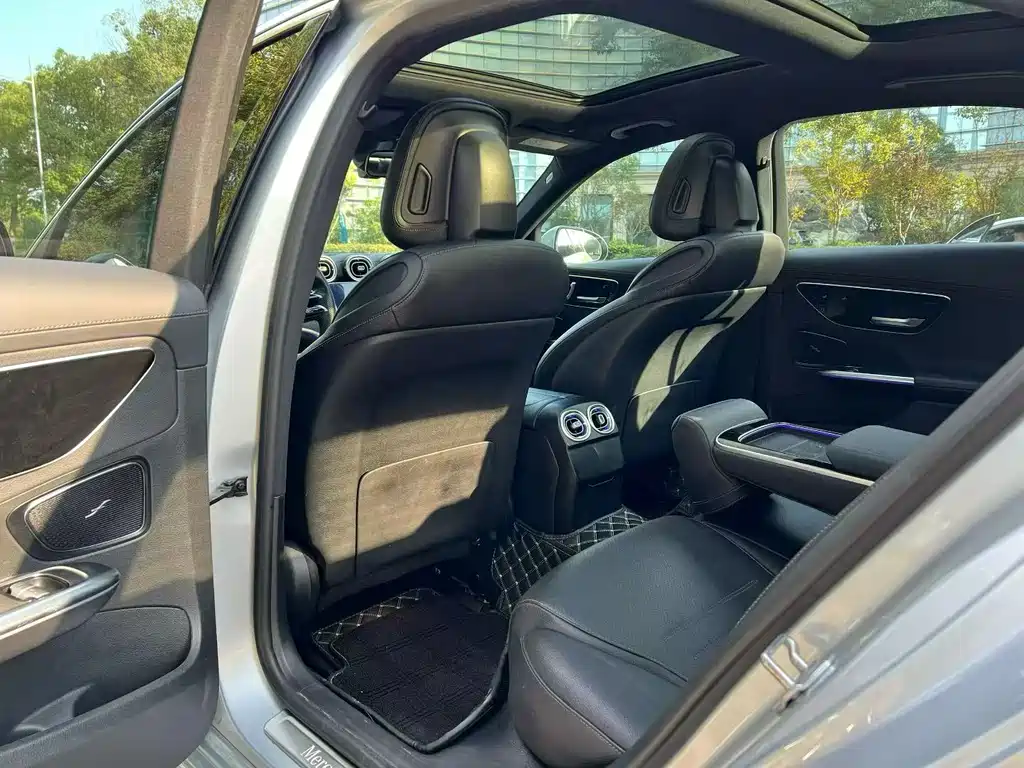 Mercedes-Benz Mercedes-Benz C-Class 2022 Facelift C 260 L Sport Edition 2022 - thumbnail 6